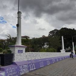 Traurig... ist hier auch ein Thema.