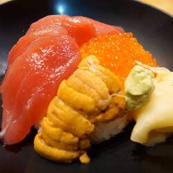 Tsukiji market - fresher than fresh