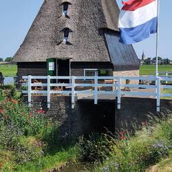 Ohne Mühlenkopf umgebaut zum Café.