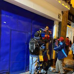 Peruvian Transformer. While he walked, single pieces of the uniform fell off