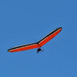 Hang Glider above Pandy