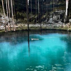 Cenote Secreto Maya