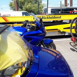 Zum Glück wurden wir nicht mit diesem Auto geholt