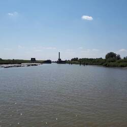 Mit Verspätung die Fähre erreicht und es geht weiter.