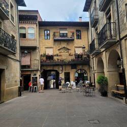 The town square in Laguardia