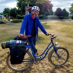 Fünf Jungs aus Berlin fuhren mit diesen Rädern die ganze Strecke!😂👍