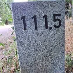 Alle 100 m steht so ein Stein???🤔