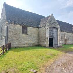Tithe barn 1496