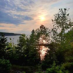 Seit langem mal wieder einen schönen Sonnenuntergang erlebt.