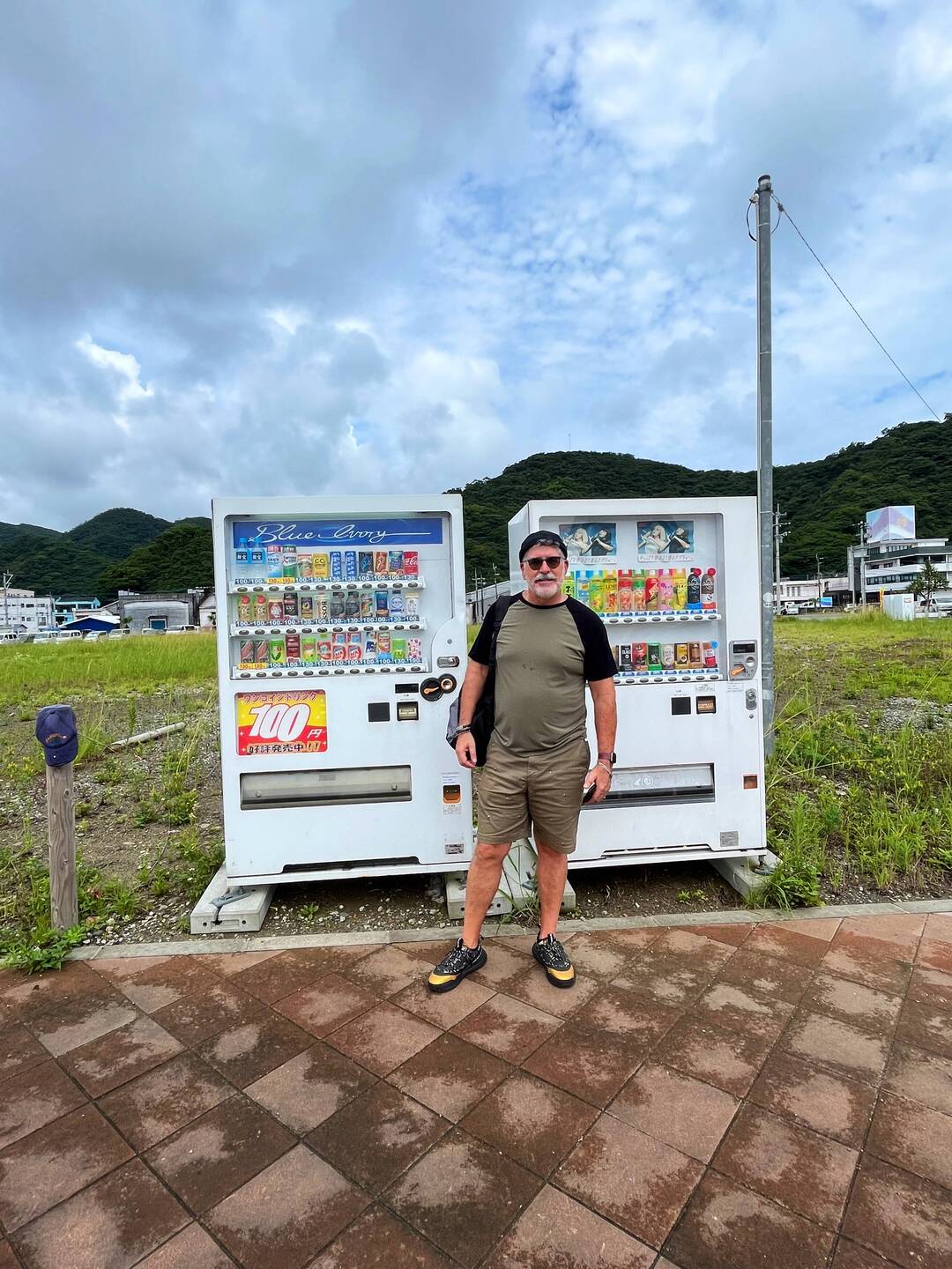 Vending machines in the middle of nowhere