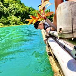 Wener üch fraged was de ilai ufm Floss so macht 😂 er tünkt si Chopf