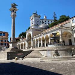 Piazza Liberta