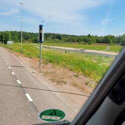 ...und das sind dann die sogenannten Blitzer , sie stehen einige Meter weiter...