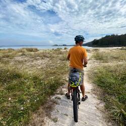We hardly saw anyone cycling here