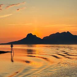 Hafeneinfahrt Mitternacht in Bodø