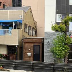 Tiny house