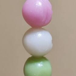 Aucun goût, colle aux dents mais j'en raffole !