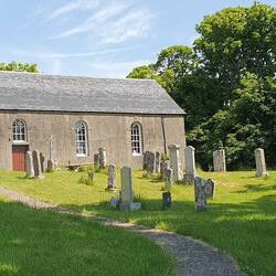 Parish Curch mit altem Friedhof