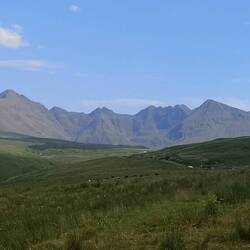 Hinter uns die Berge von Glennbrittle