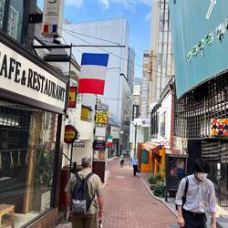 Shibuya in the morning is nothing like at night