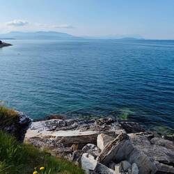 Auf dieser Nebenstraßen ist niemand unterwegs. Da geht das auch.