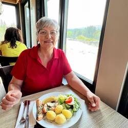 Mittagessen am Laksforsen