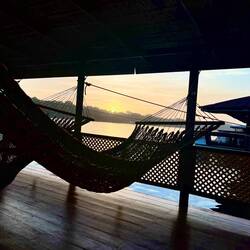 Sonnenuntergang Flussseite