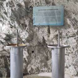 Das Wasser ist richtig lecker und hat sogar eine leichte Kohlensäure.