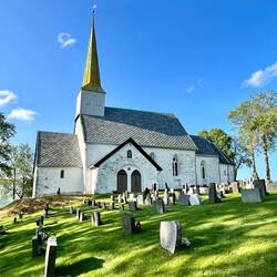 Alstadhug Kirke
