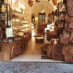 All of this shop wasout of olive wood and their is so many thing I want to try and make
