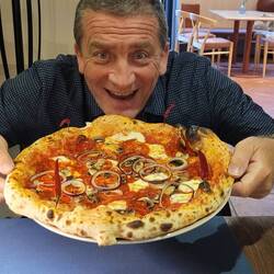 Pizza and beer it doesn't get much better 😋