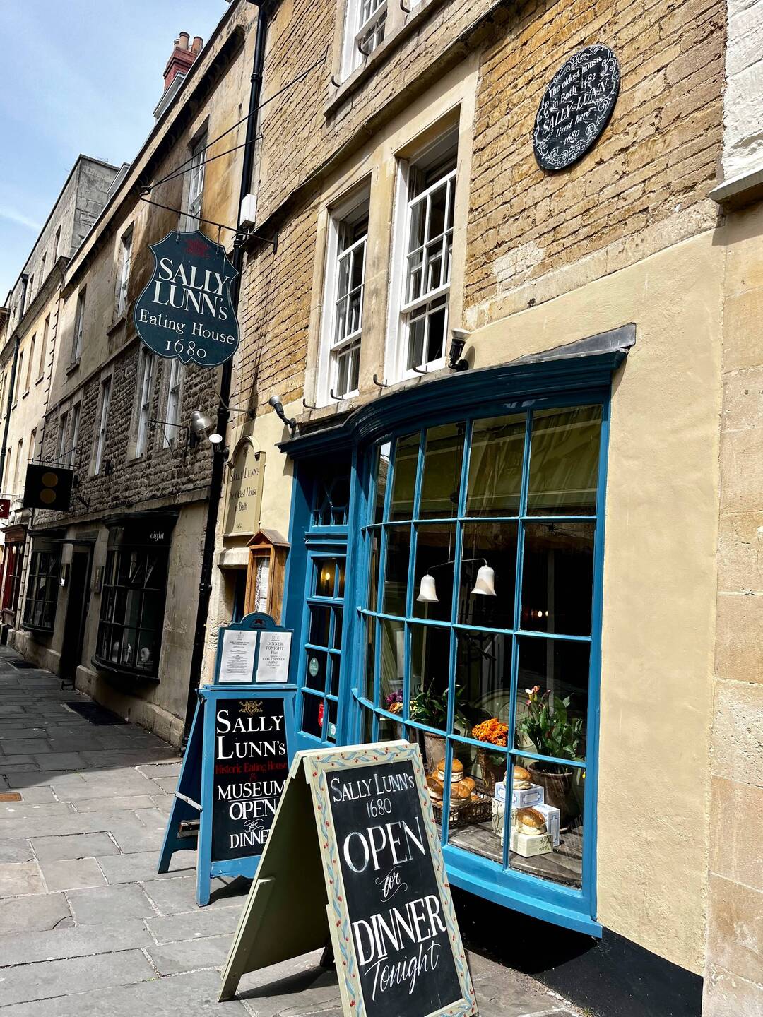 Sally Lun's the okdest house in Bath