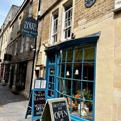 Sally Lun's the okdest house in Bath
