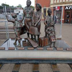 "Die Abreise" von Frank Meisler