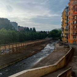 Hab hier in der nähe gut gegessen. Sehr günstig und sehr viel. Gut wars auch noch 😄