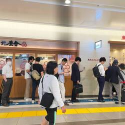Long lines for the best ramen