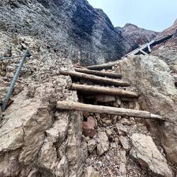 Der Weg runter hat schon bessere Zeiten gesehen