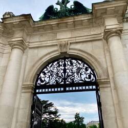 Tor in den Hofgarten