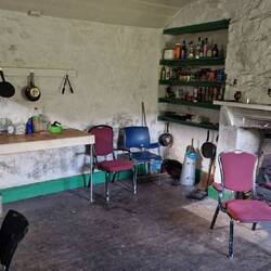 Dulyn bothy kitchen / communal area