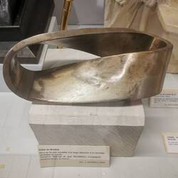 Möbiusband aus einem Stück geschmiedet!