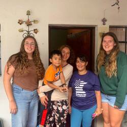 Äschis Gastfamiliä und ihri Homestayer