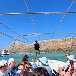 Le petit bateau qui nous dépose à Balos