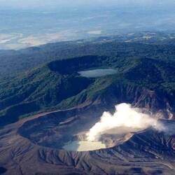 Das wäred die 2 Krater (Bild vom Internet)