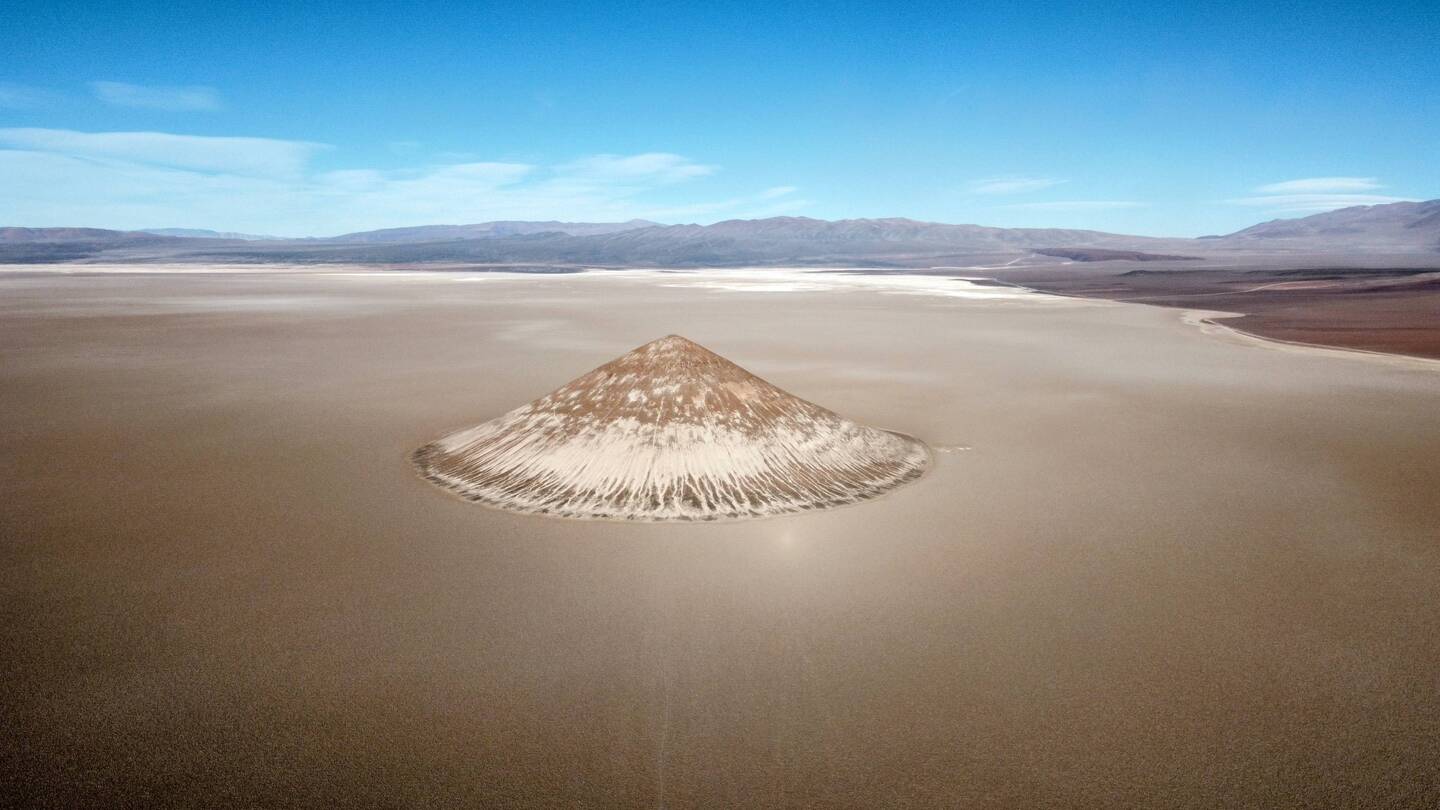 Cono de Arita