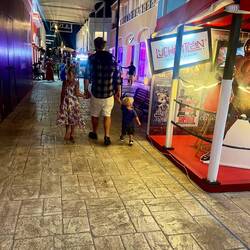 De Ilai hed etz glernt s Händli z gäh 🥳