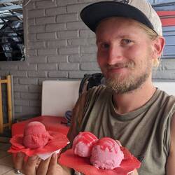 So sehen die Eiswaffeln hier in El Salvador aus...😍