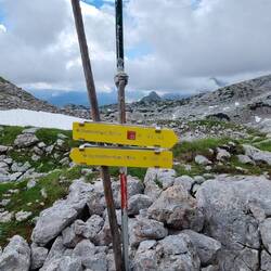 Dankbar angekommen zu sein am Wegkreuz Eichstätter Weg