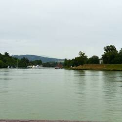 Early morning on the Danube