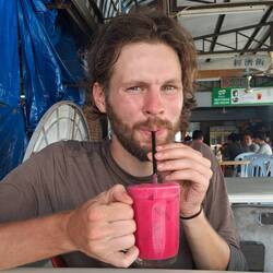 Es gibt nicht nur Kaffee, sondern auch eine bunte Auswahl bunter Getränke