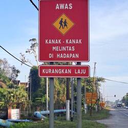 Hier politisch korrekt: Kanak-Kanak = Kinder